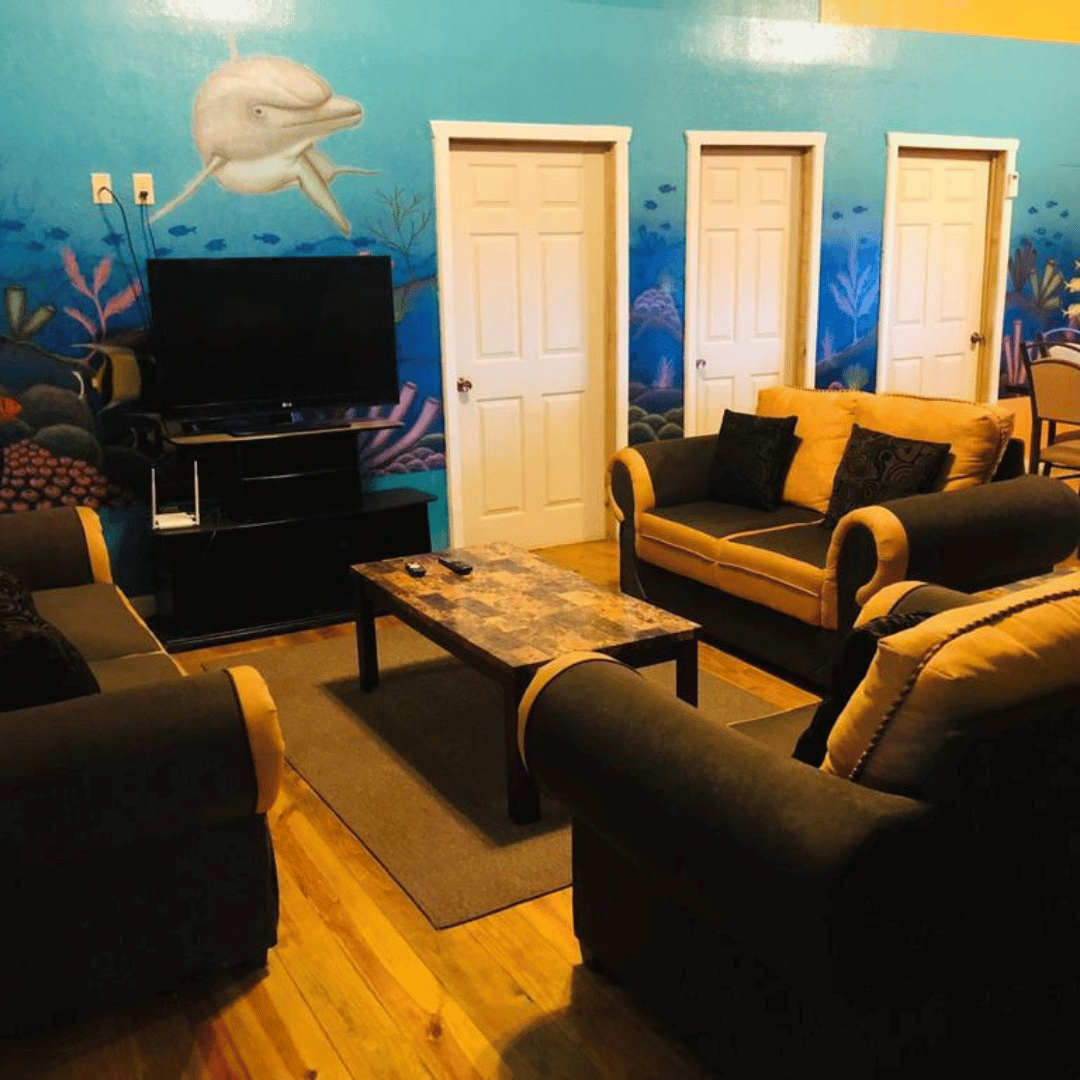 1Main House plus 4Rental Units, Investment Oasis: 1-acre gem, Roatan, (MLS# 23-746) 1Main House plus 4Rental Units, Investment Oasis: 1-acre gem, Roatan, (MLS# 23-746)